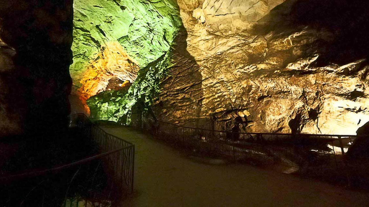 Borra caves, Visakhapatnam