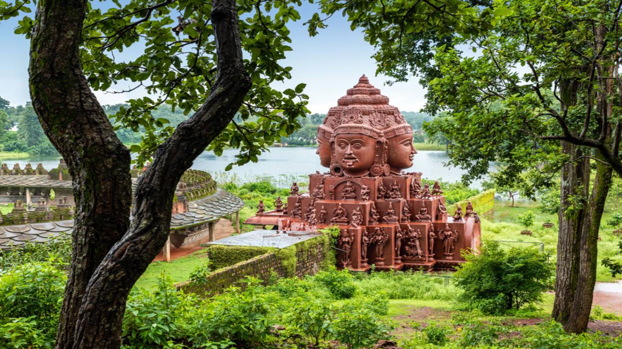 Best Tourist Places of Amarkantak: Explore the spiritual beauty of Amarkantak